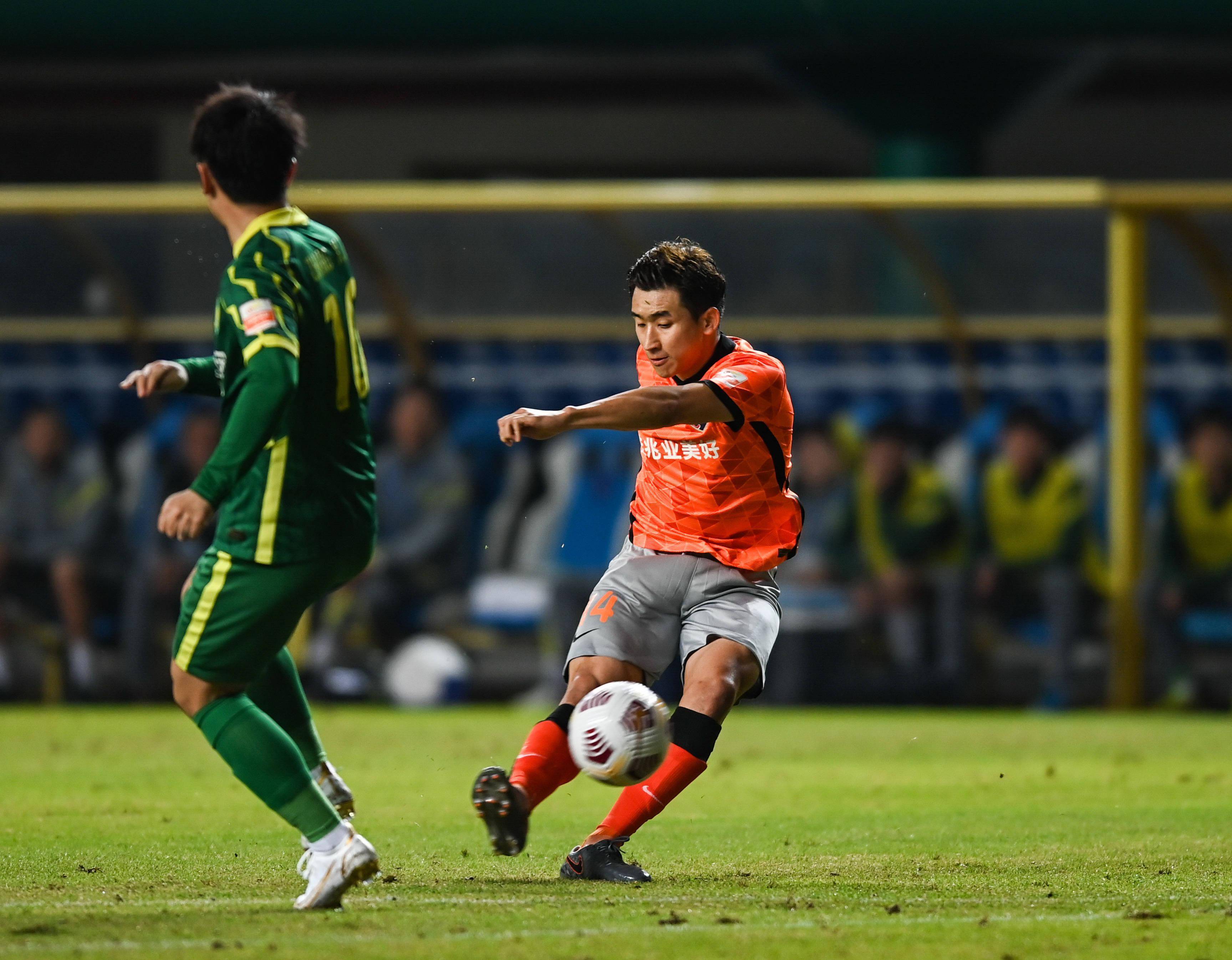 九游体育平台下载窗口期北京国安备战全明星赛，更衣室发声细节曝光，目标明确，医务组通报恢复的简单介绍